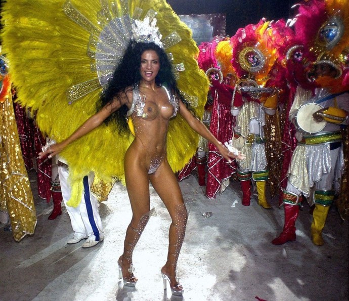 Carnival in Rio de Janeiro naked