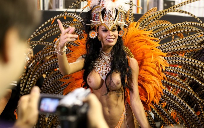 Viviana Castro Carnival