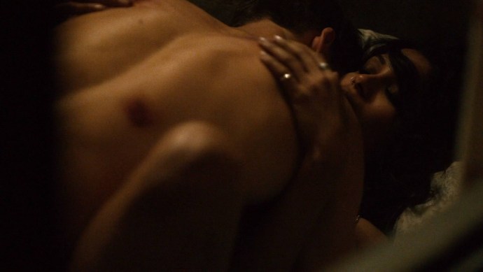Naked Frida Pinto Piz