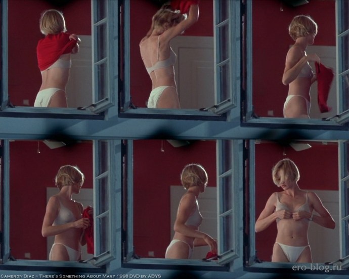 Cameron Diaz 1992 Topless