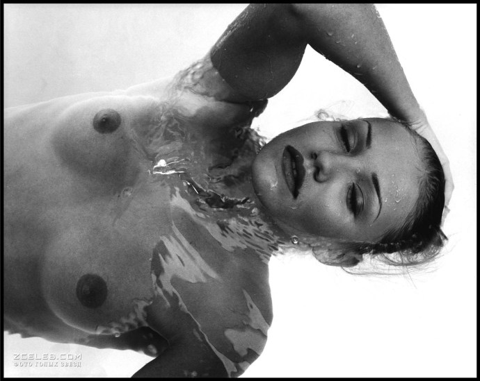 Cameron Diaz is erotic