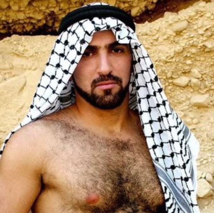Naked Muslims in Paransge