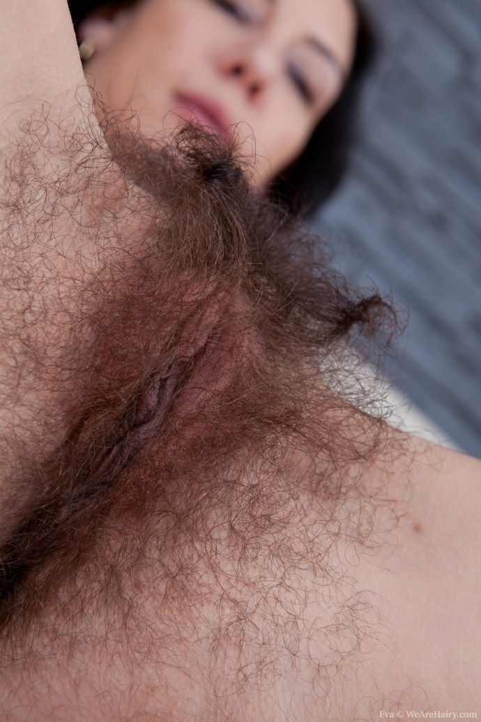 Large naked hairy women