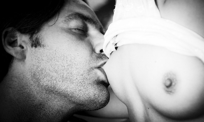 Kiss in the chest