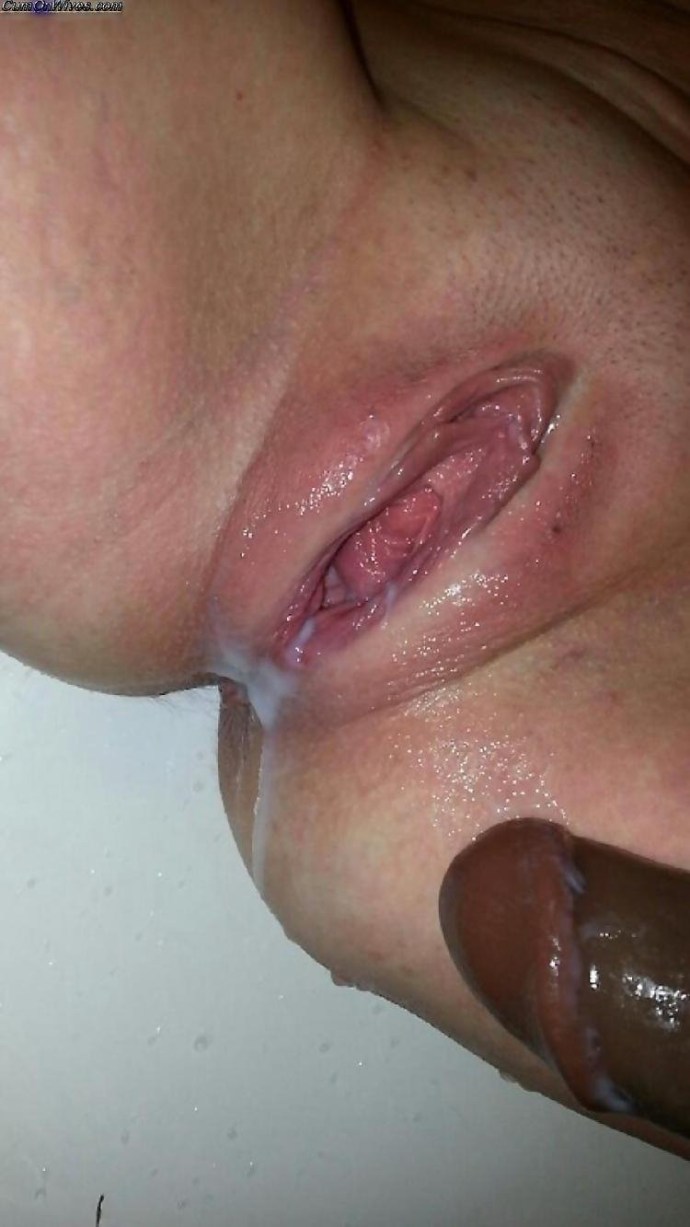 Wife vagina after fucking