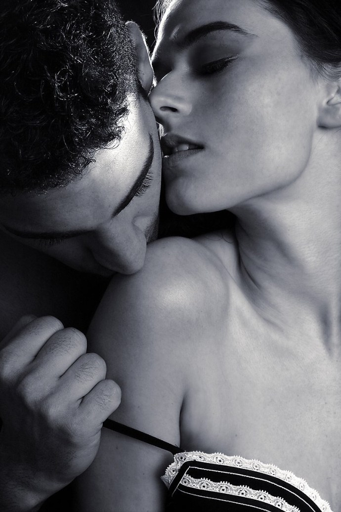 Passionate Kiss photo Professional