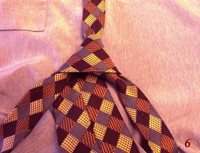 Tie butterfly Scottish cage