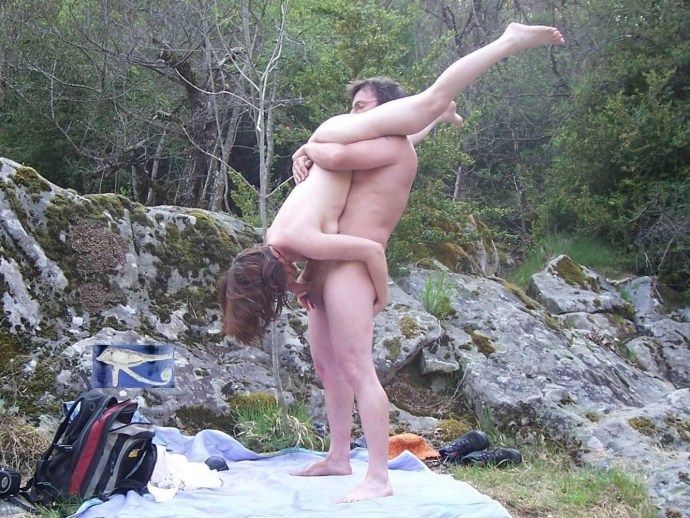 Naked girls on the pond