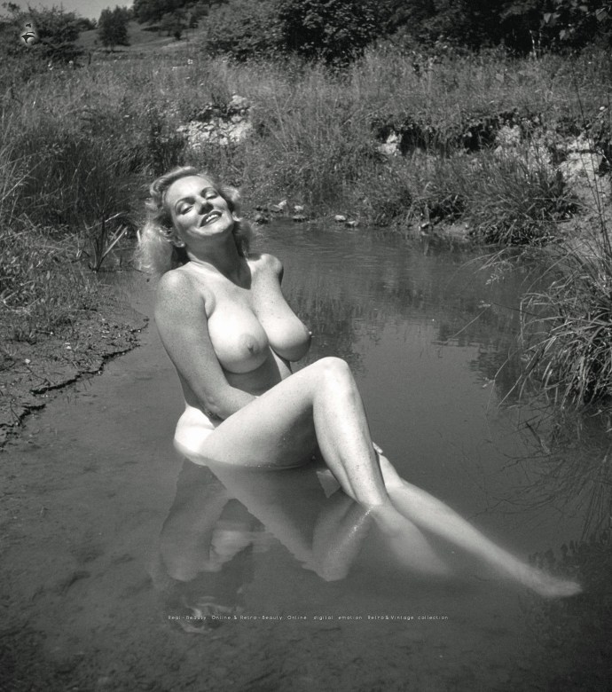 Naked girls from the nineties