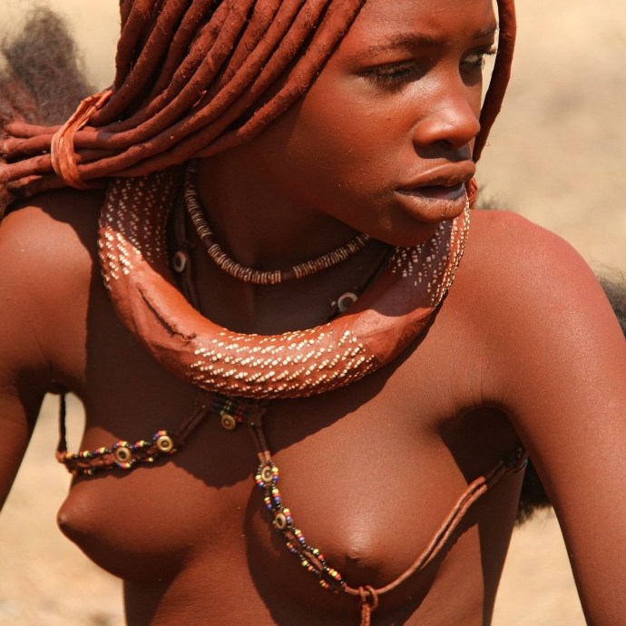 Khimba woman Nude