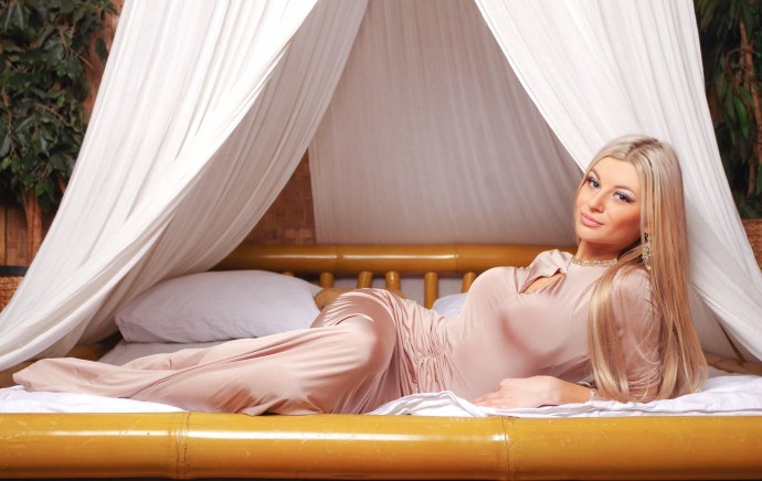 Alena Ushkova 2020