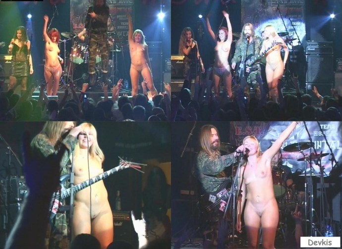 Naked Alice Voks naked