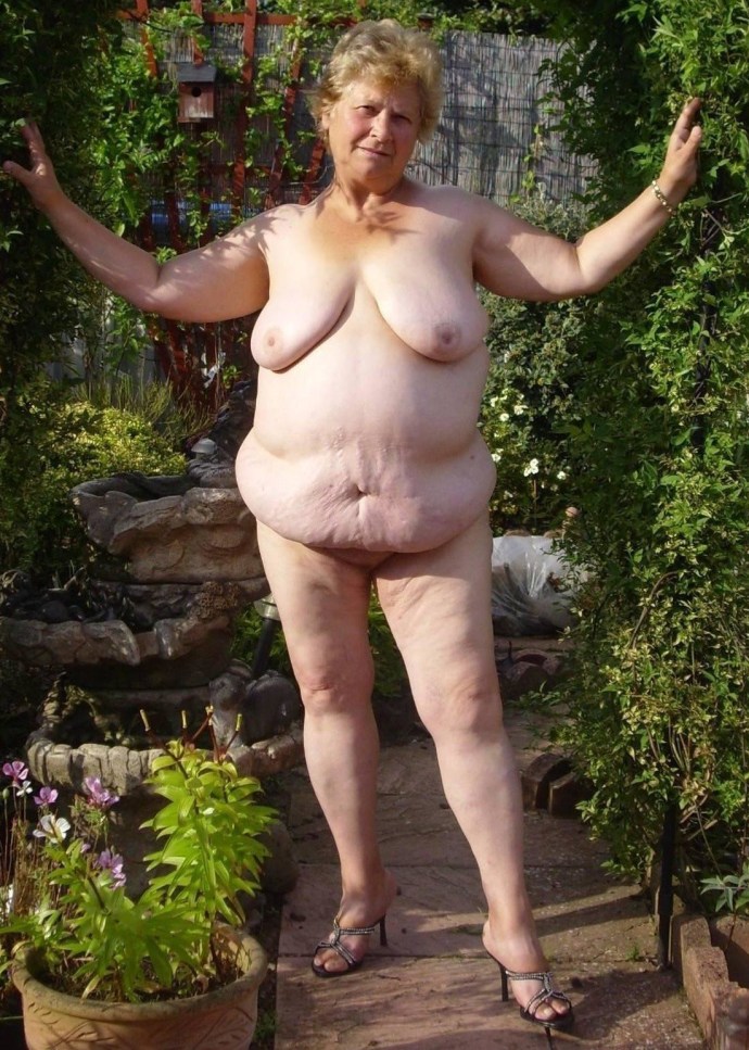 Naked elderly women in stockings