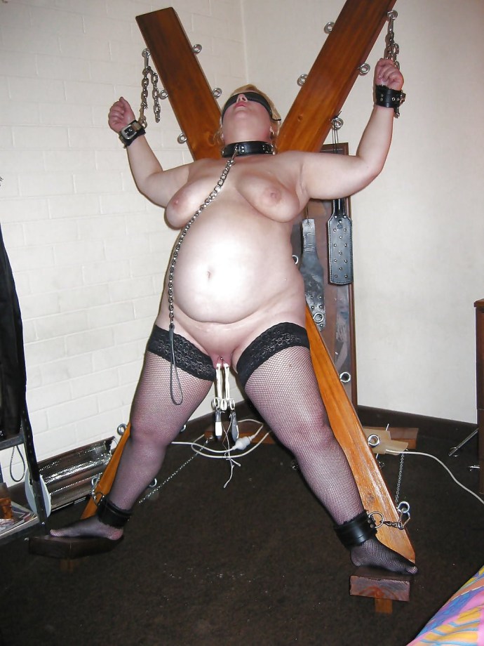 BDSM anal torture of women