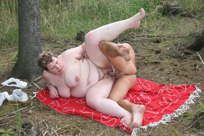 Naked lush women in the country