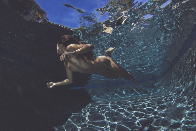 Artistic nude in water