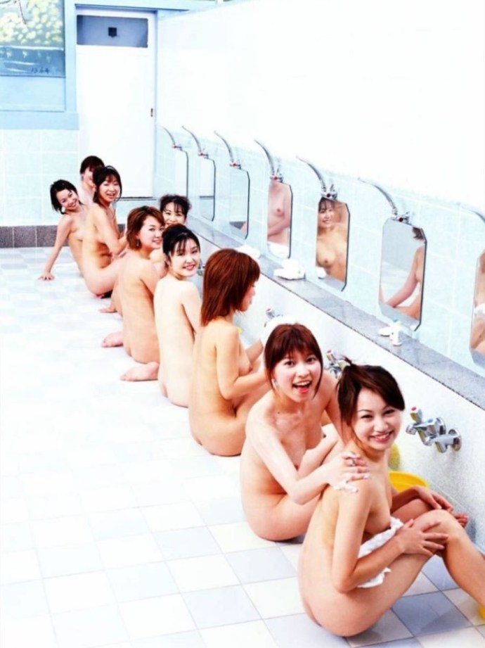 Japanese porn films in the bath