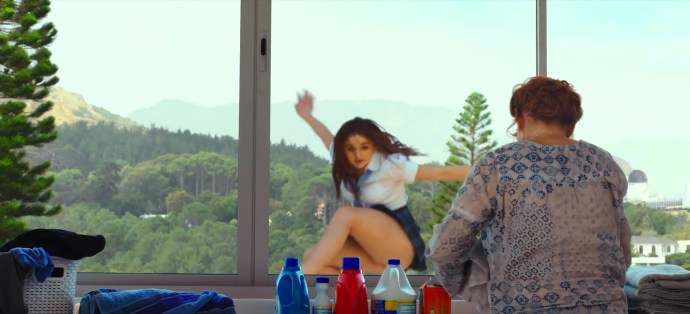 Joey Fisher in the movie Cabinet