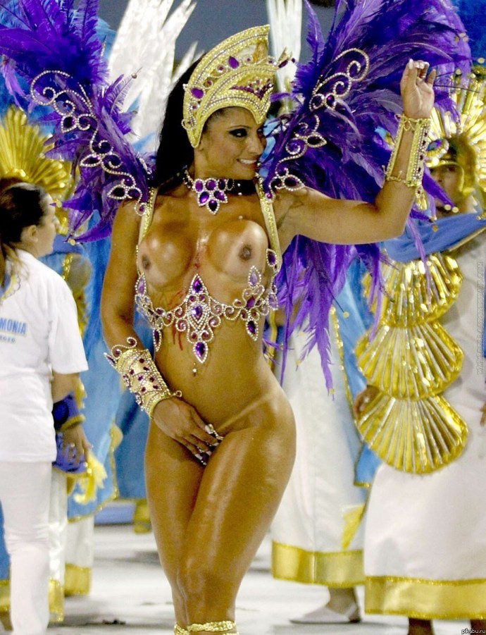 Andrea Martins Brazili Carnival Naked
