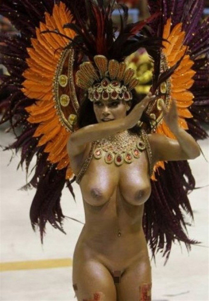 Viviana Castro Carnival