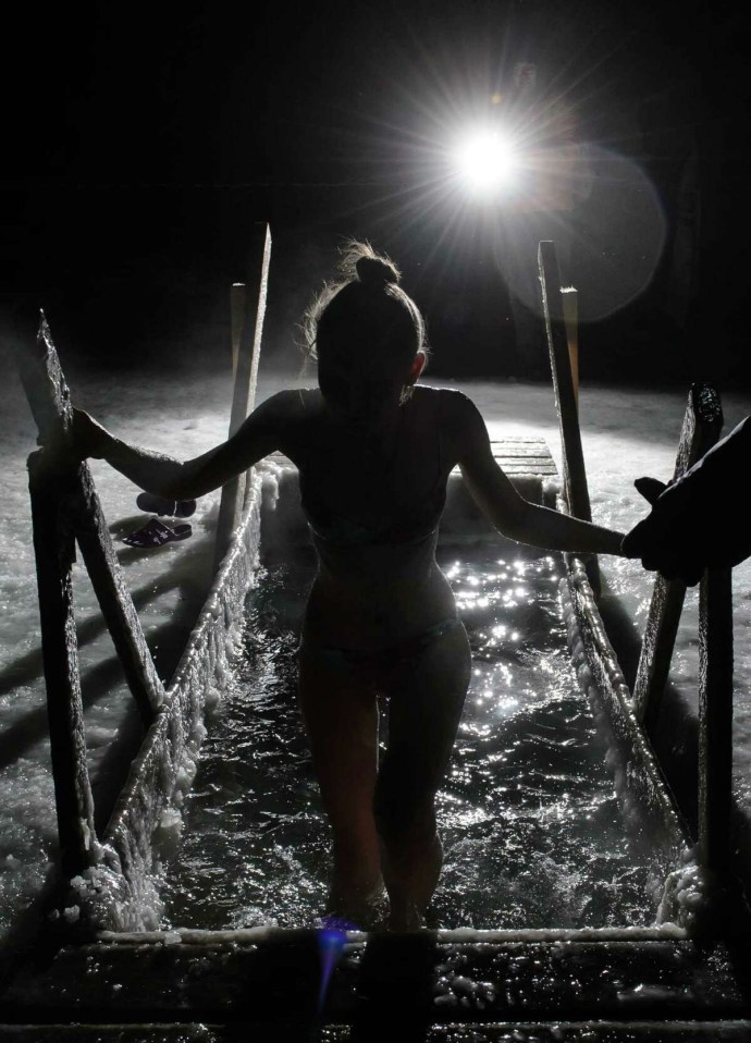 Girl in the hole