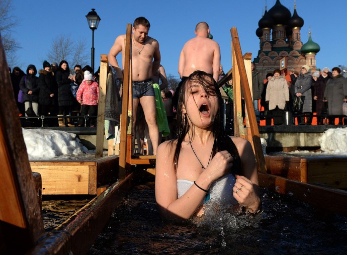 Bathing in the hole