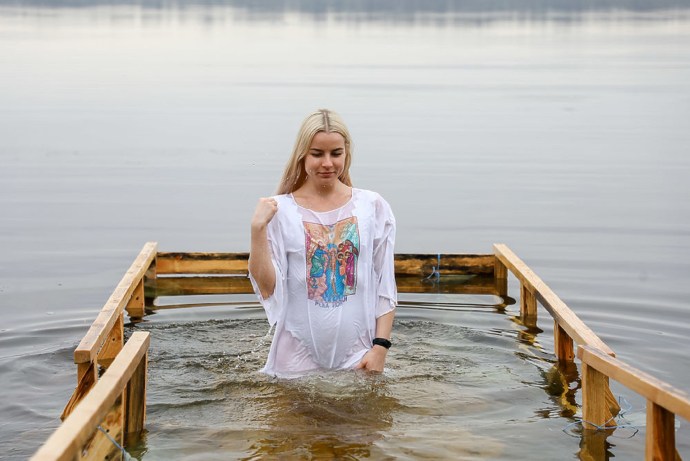 Epiphany bathing
