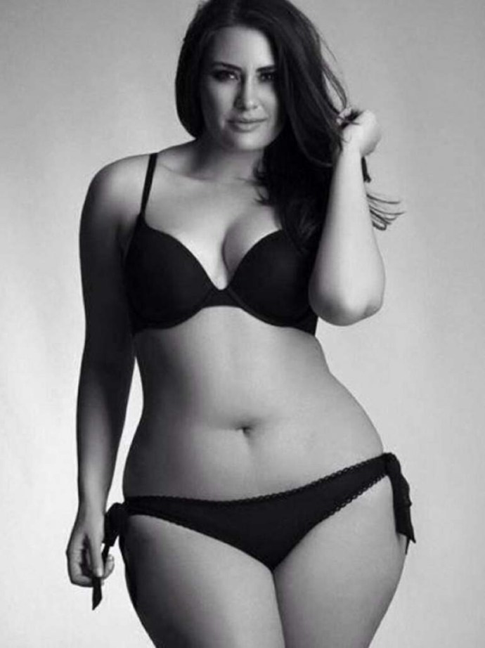 Victoria Dzhanashvili "Curves"