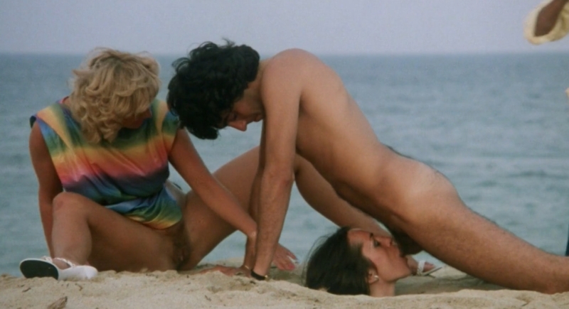 Retro porn on the beach