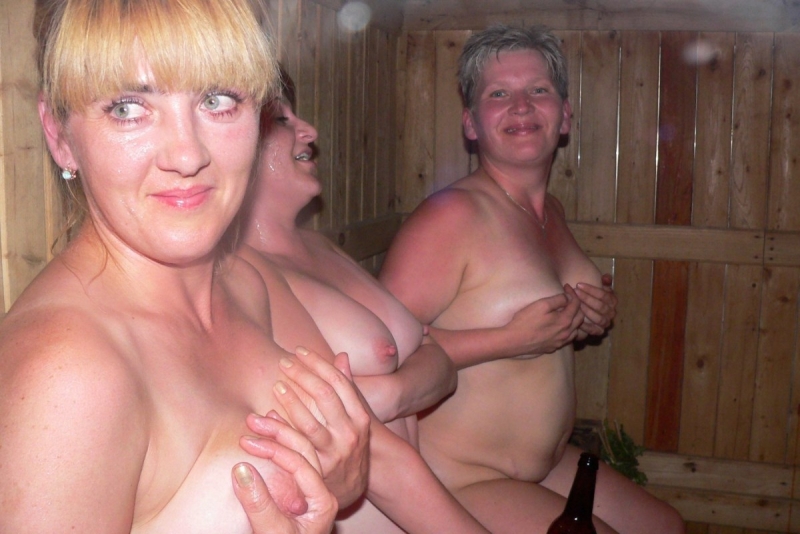 Naked mature women in the bathhouse