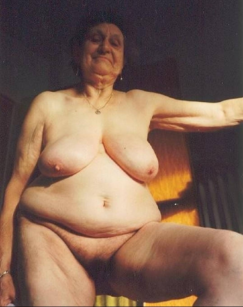 Naked old women in the bathhouse