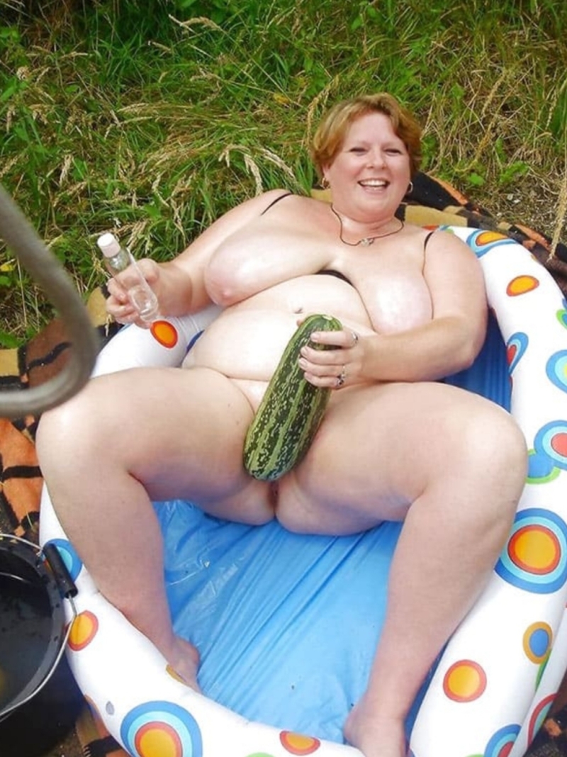 Naked thick women in the garden