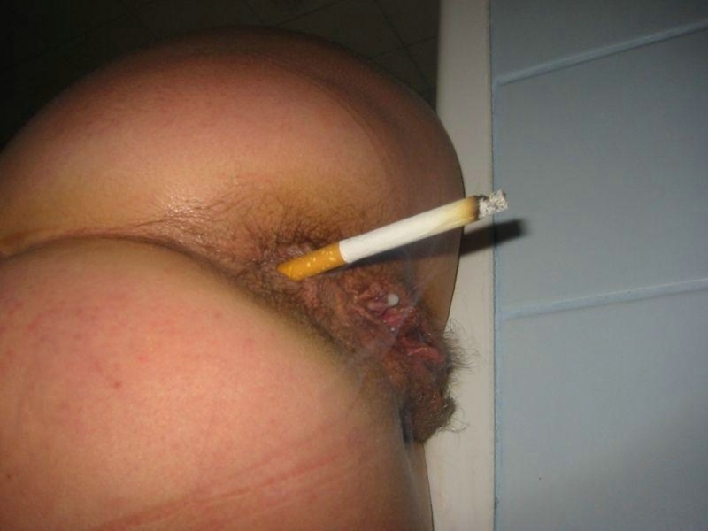 Photos of naked smoking women