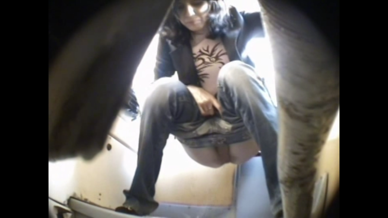 Girls in the toilet train