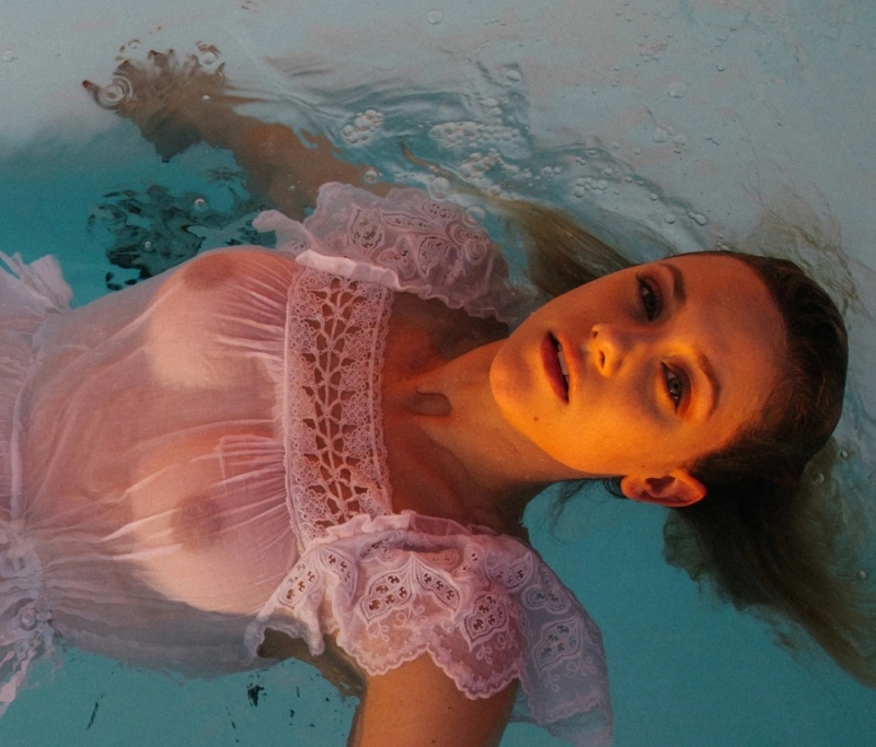 Lily Reinhart chest