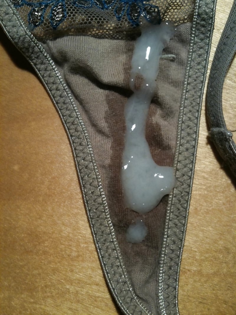 Conducting panties