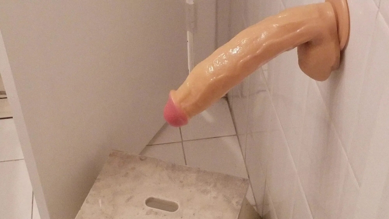 Fallomitator on suction cup in a bath