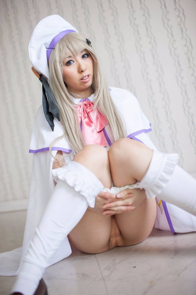 Beautiful naked japanese cosplay