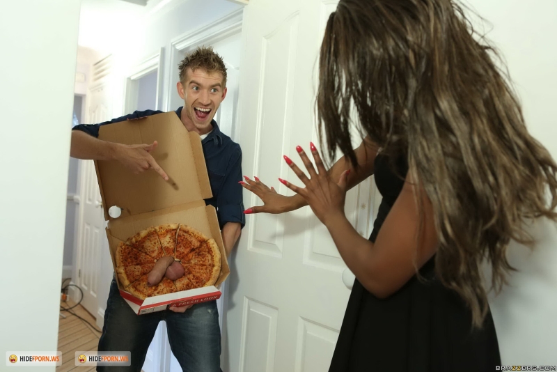 Fuck with pizza