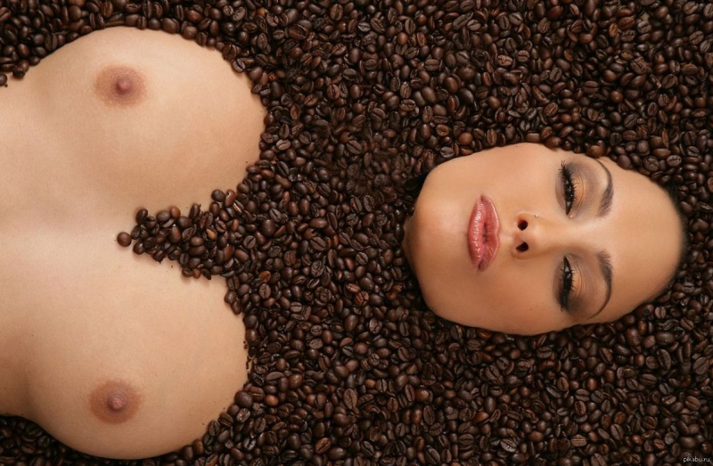 Huge coffee boobs